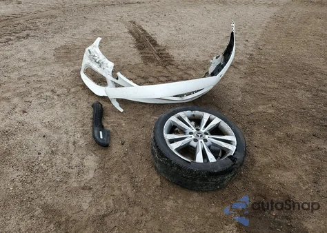 2018 Mercedes-Benz C 300 z USA, uszkodzony, nr VIN 55SWF4JB0JU278236